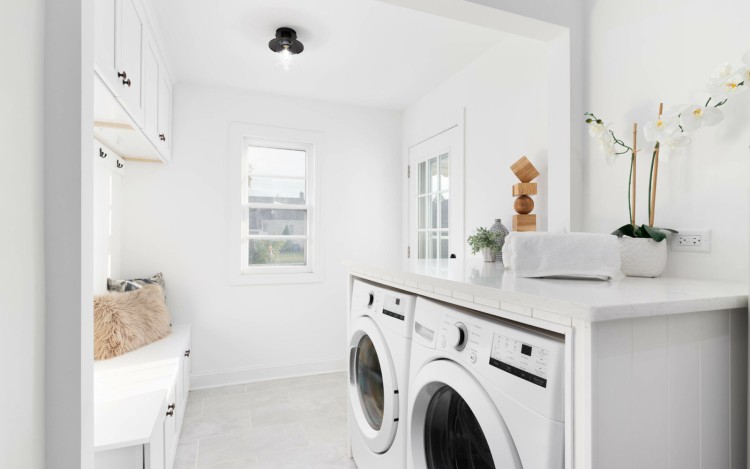 Beautiful multipurpose Laundry Room